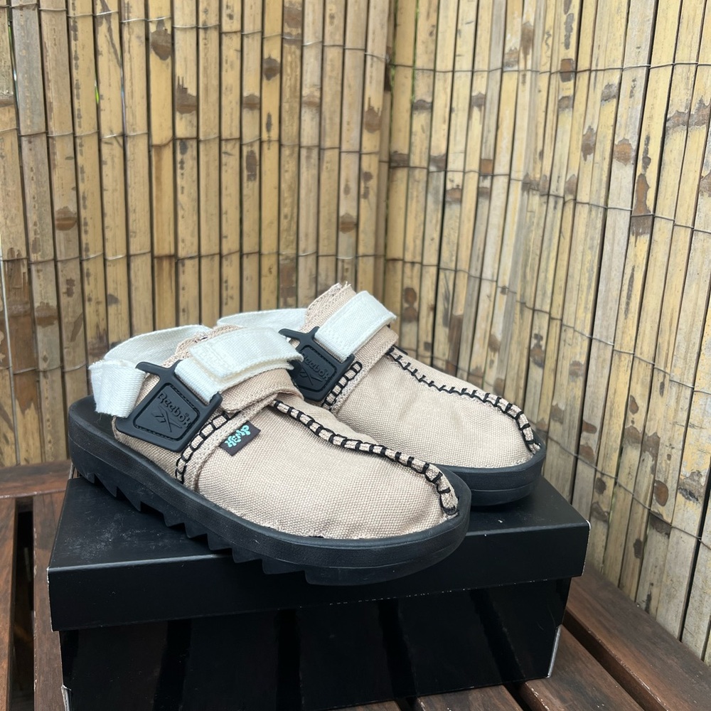 Reebok Beatnik Natural Hemp Mules in Beige Tan and Black